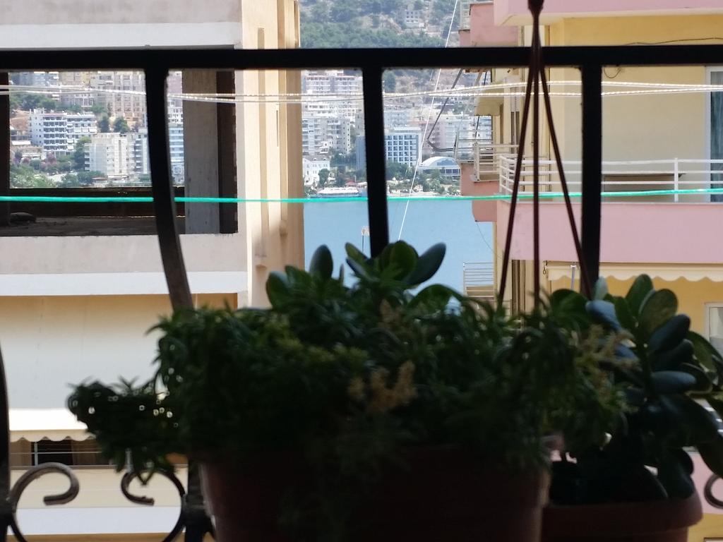 Down Town Luxury Apartment Sarandë Exterior foto